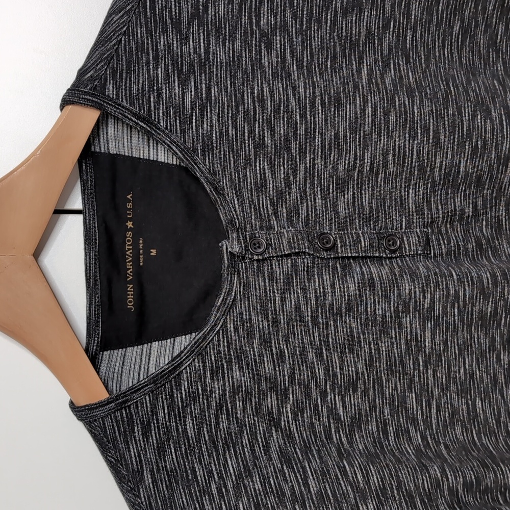 John Varvatos Charcoal Patterned Short Sleeve Henley Men's M